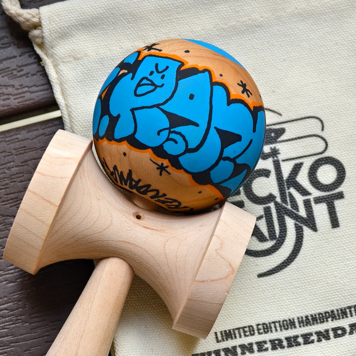 Winner Kendama  Gecko paint  Night Walker tama only NEW