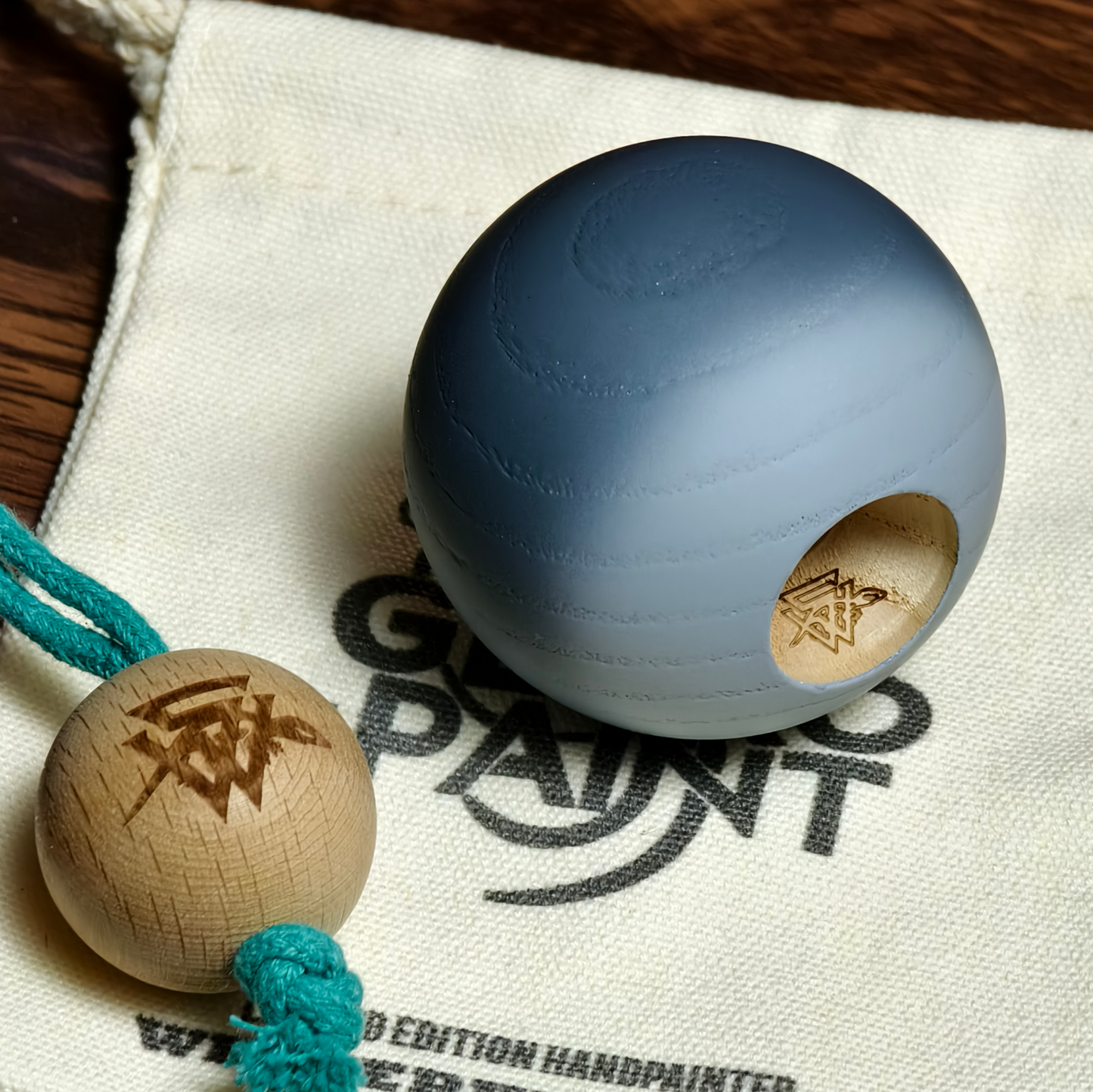 Winner Kendama  Gecko paint  Phantom tama only NEW