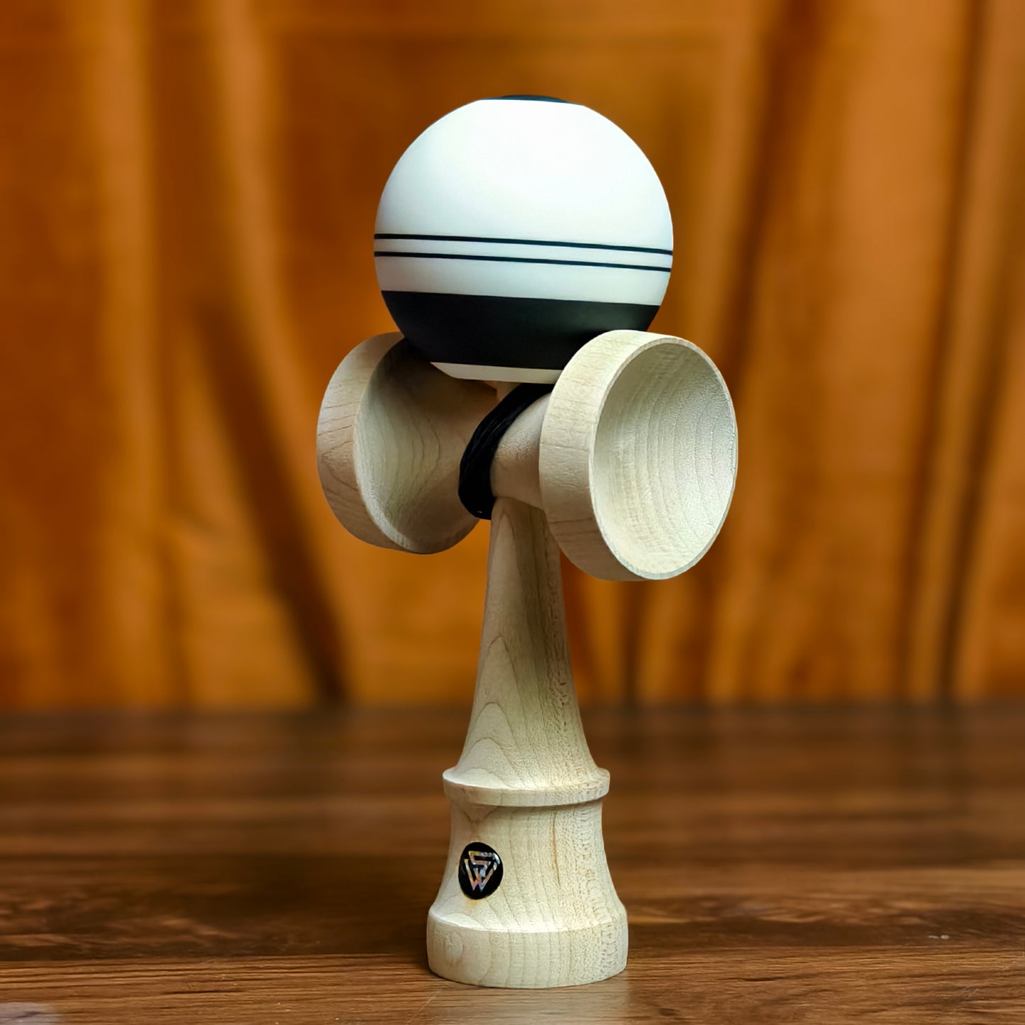 Winner Kendama Gecko paint AE86 PLA tama only NEW