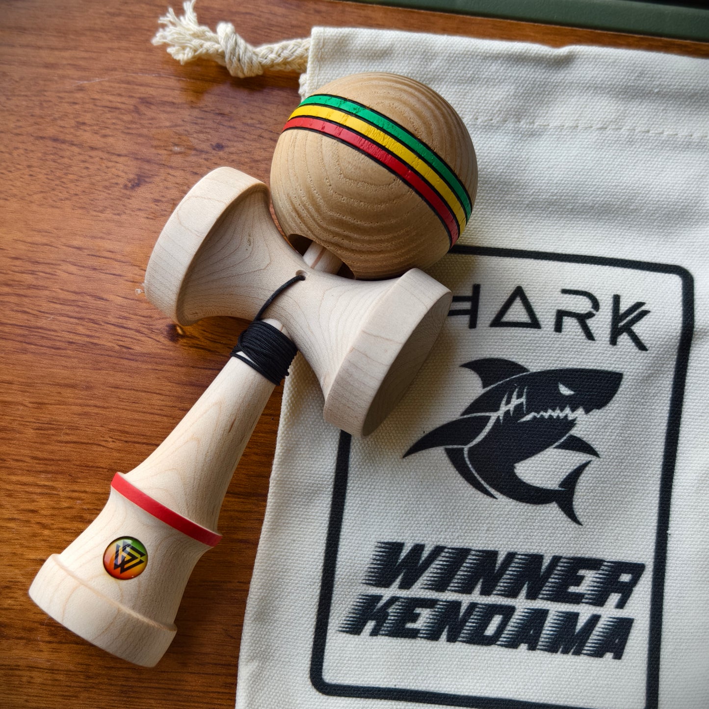 Winner Kendama Shark Shape Rasta