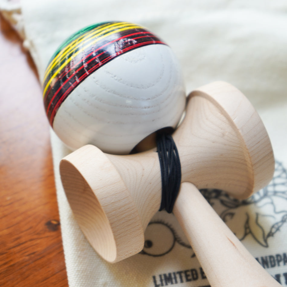 Winner Kendama Shape Shape Rasta Handpainted