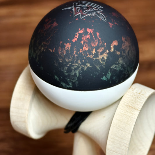 Winner Kendama  Gecko paint  Chameleon tama only NEW