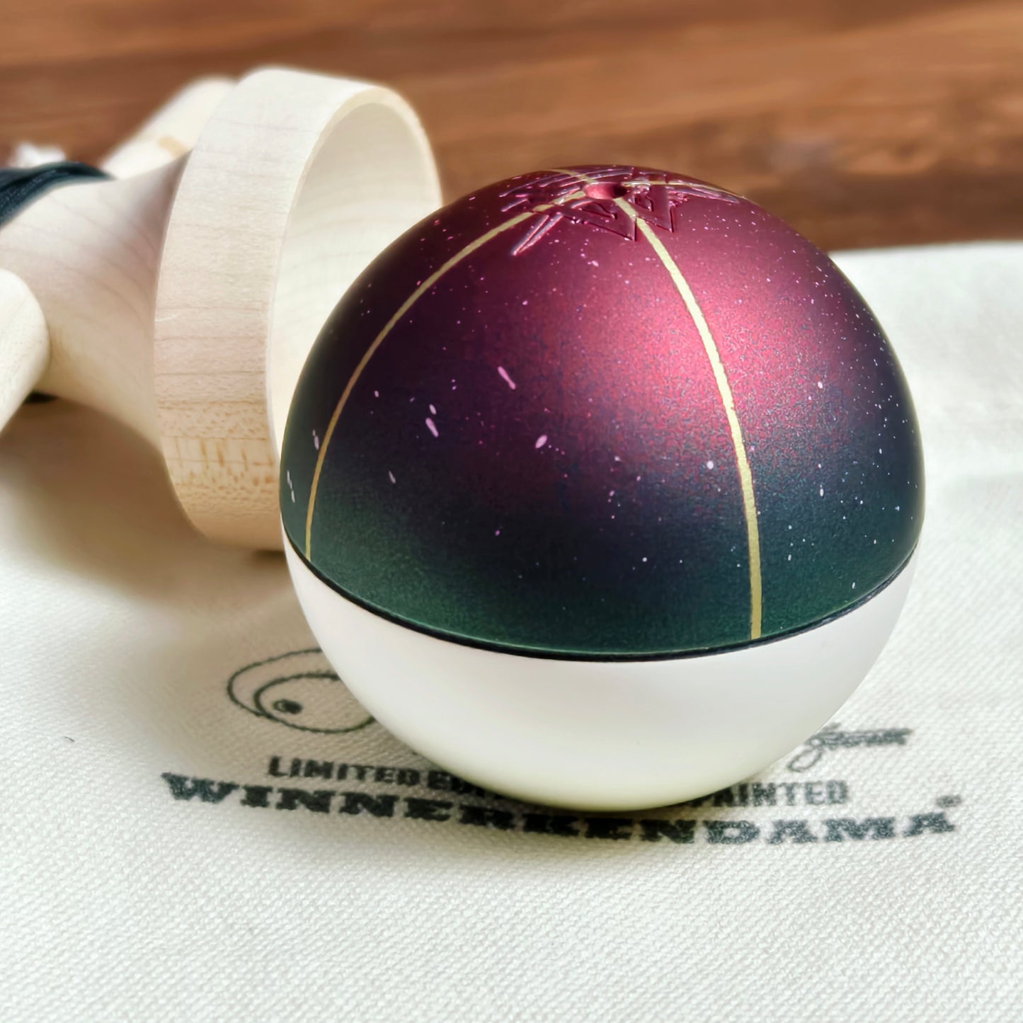 Winner Kendama  Gecko paint  Xmax tama only NEW