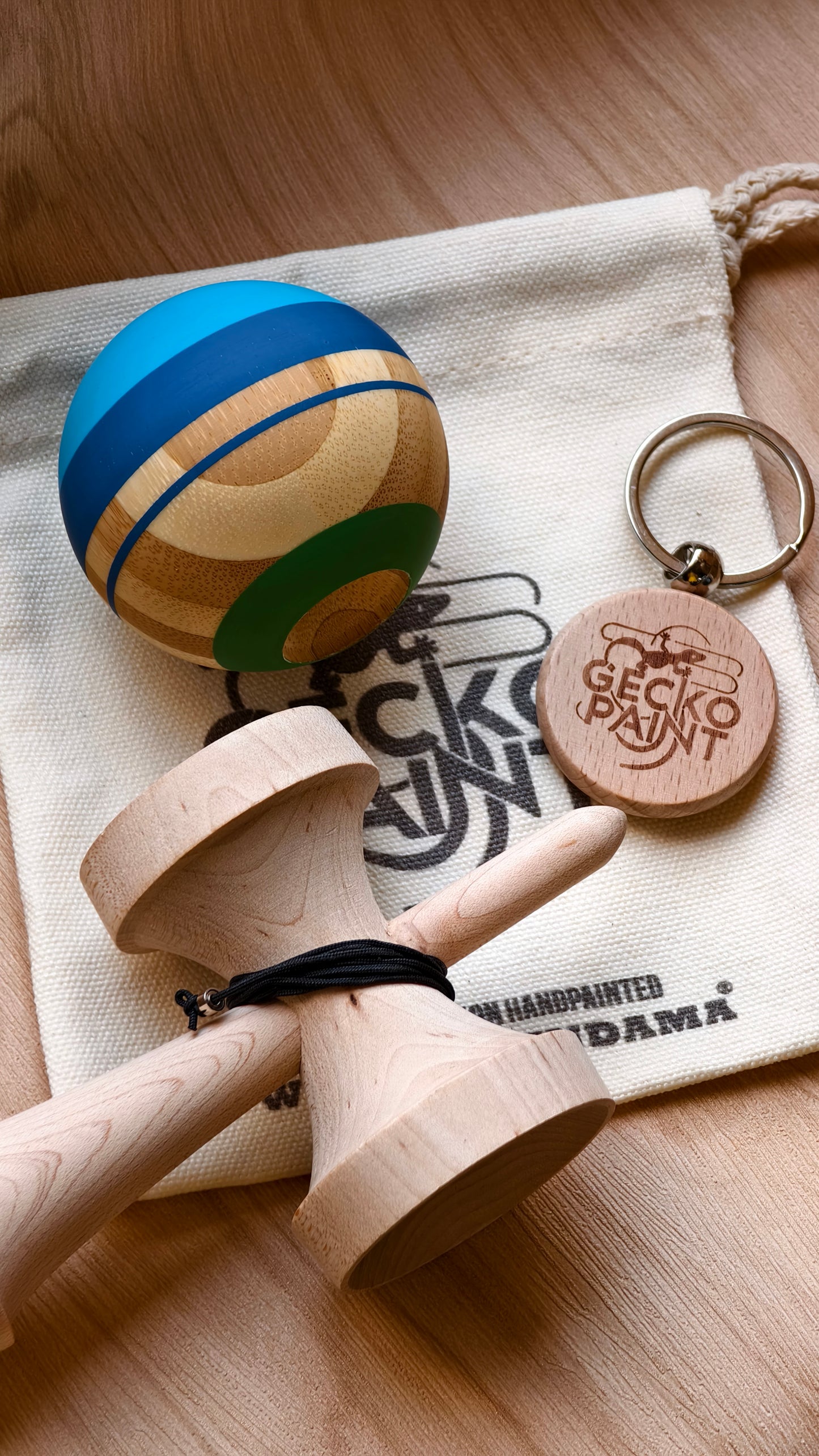 Winner kendama Gecko paint Bamboo Coast tama only