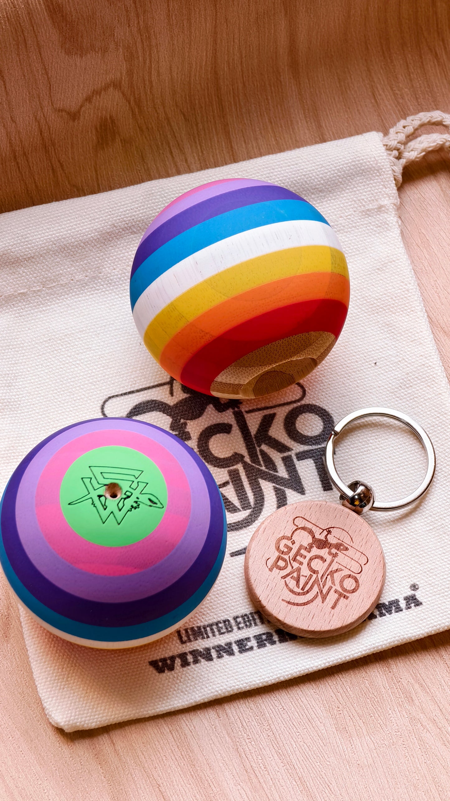 Winner kendama Gecko paint Bamboo Rainbow tama only