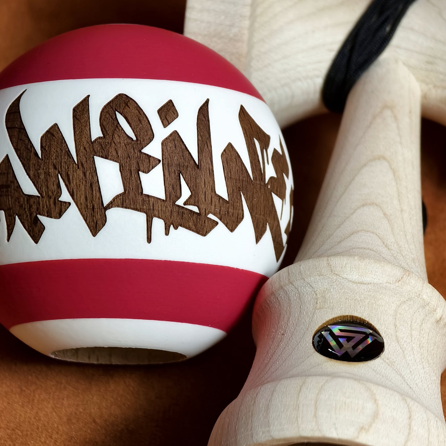 Winner kendama Gecko paint R&W Graffiti tama only  NEW!