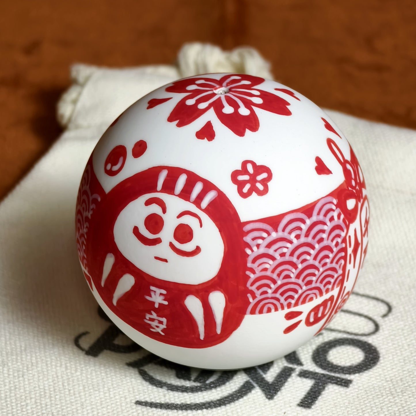 Winner Kendama Gecko paint  Sakura Lucky Cat Hand drawn tama only NEW!