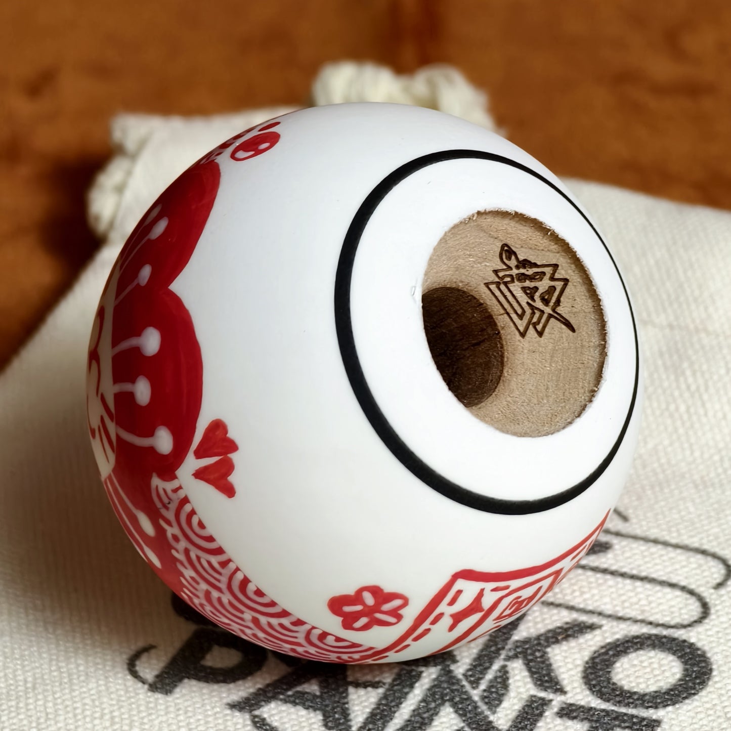 Winner Kendama Gecko paint  Sakura Lucky Cat Hand drawn tama only NEW!
