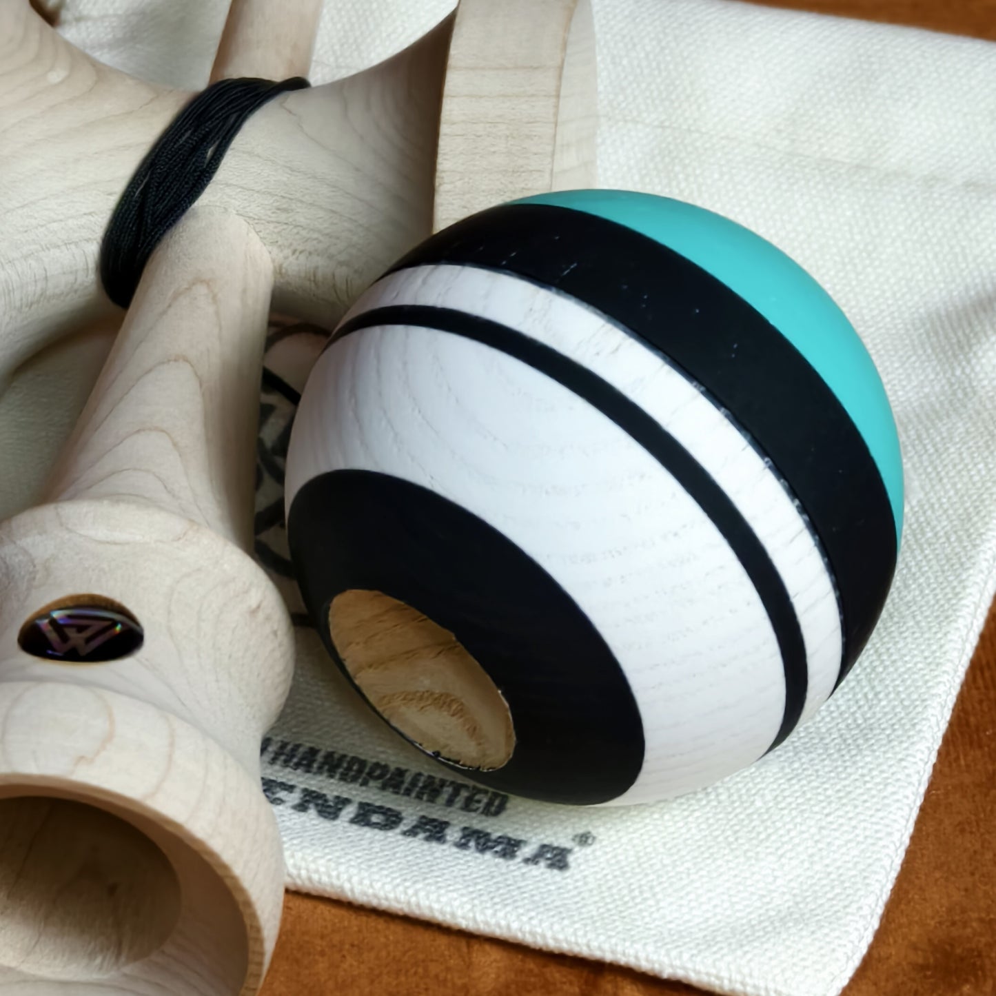 Winner kendama Gecko paint Green Panda  tama only NEW!