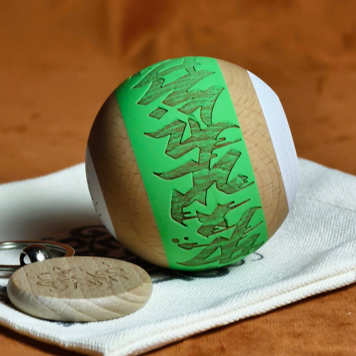 Winner kendama Gecko paint  Green Graffiti tama only Pre Order