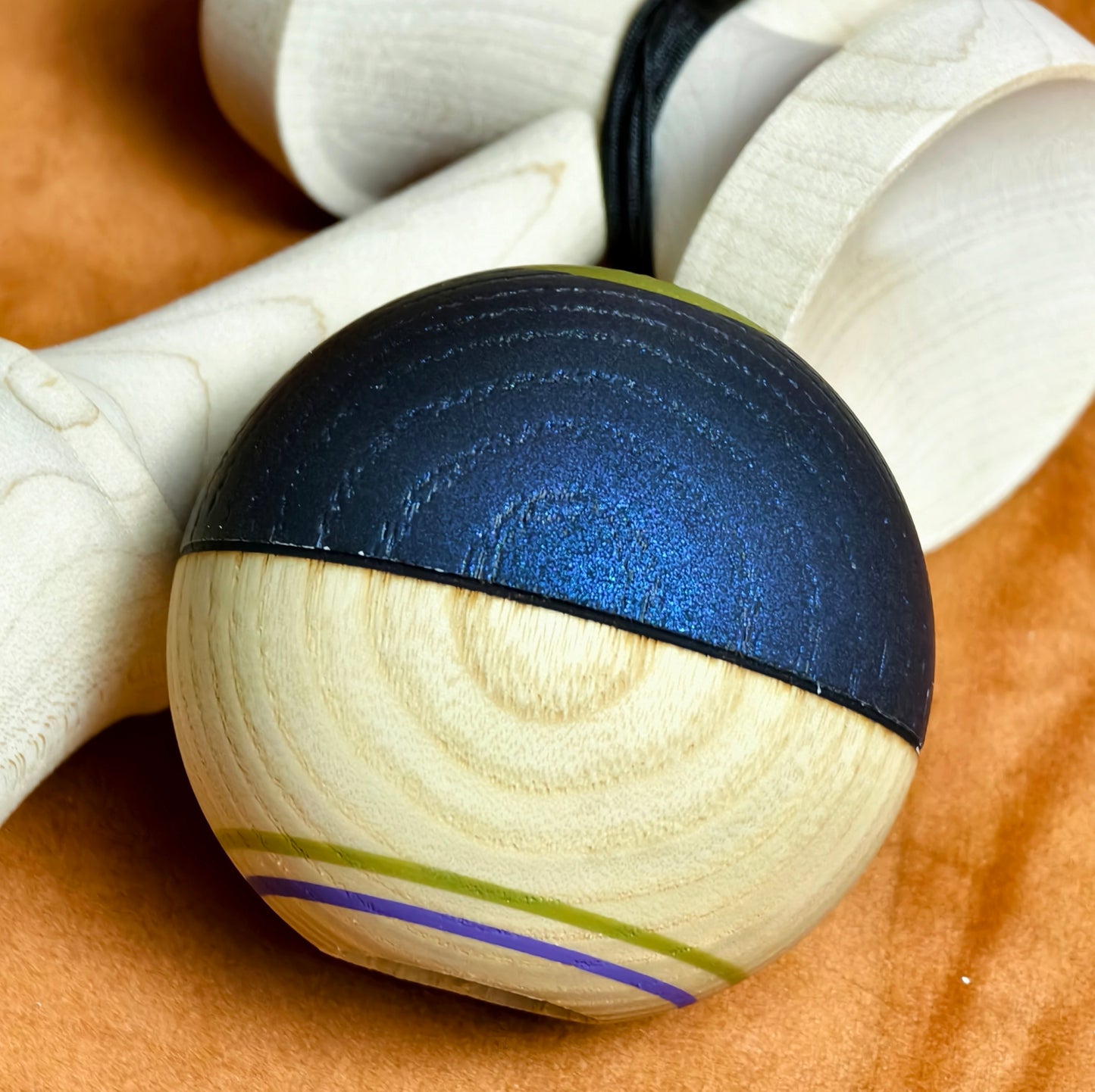 Winner kendama Gecko paint Blue ore tama only