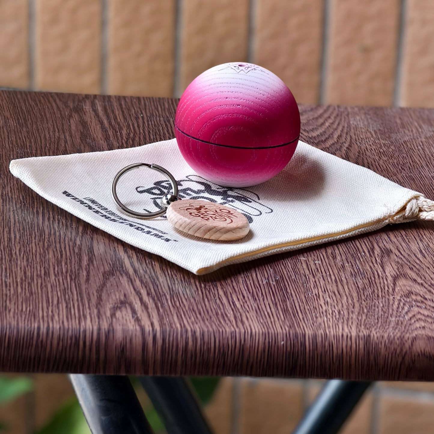 Winner kendama Gecko paint Flame Gloss tama only