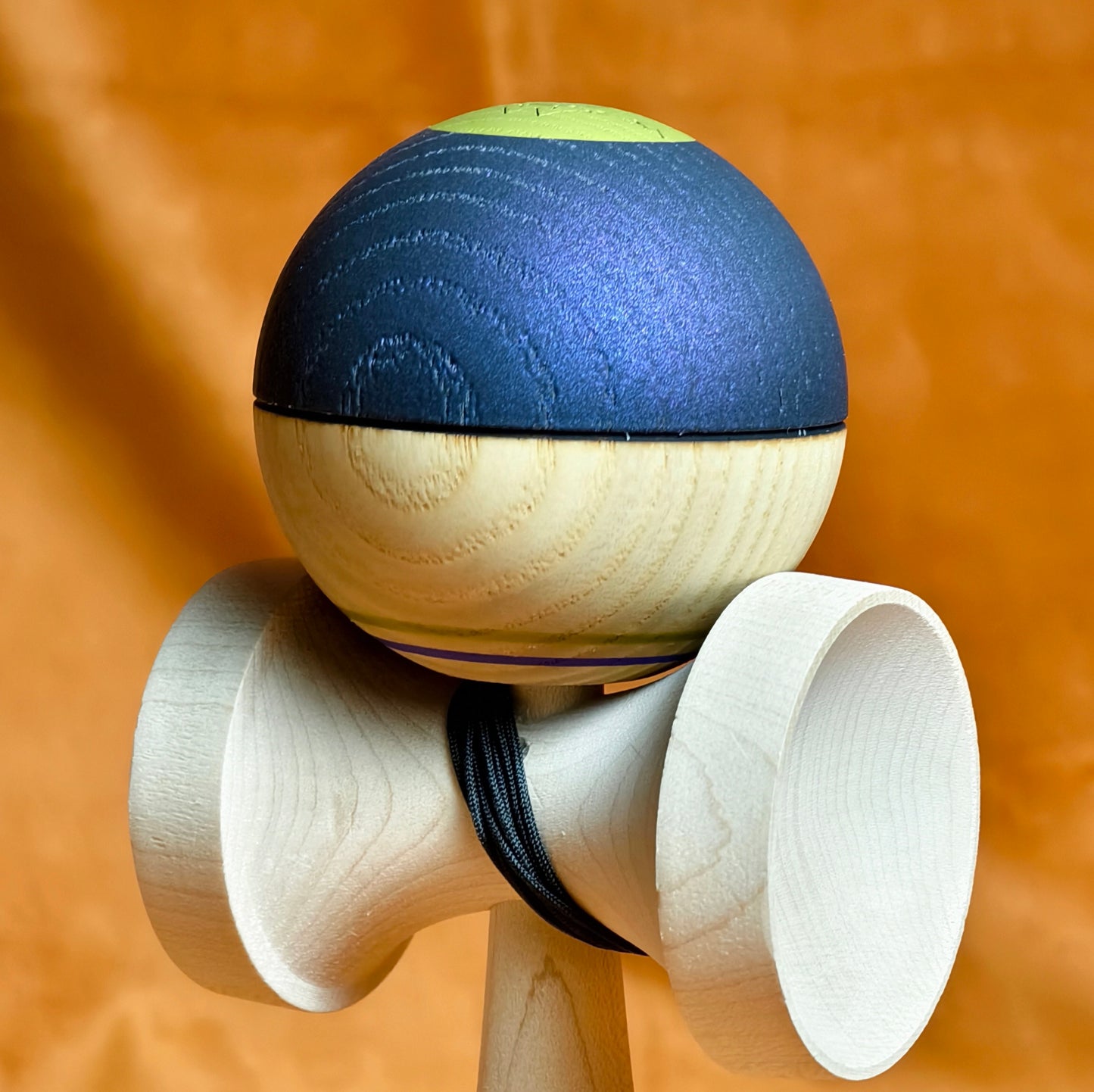 Winner kendama Gecko paint Blue ore tama only
