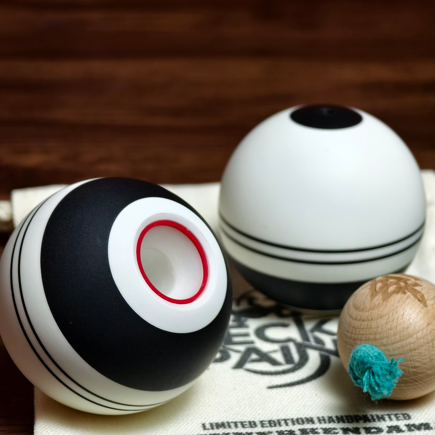 Winner Kendama  Gecko paint AE86 PLA tama only NEW