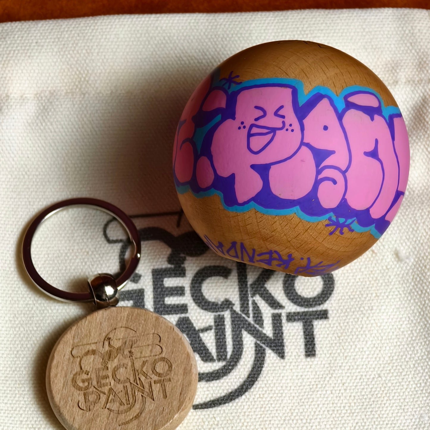 Winner Kendama Gecko paint  Hand painted Pink Night walker tama only