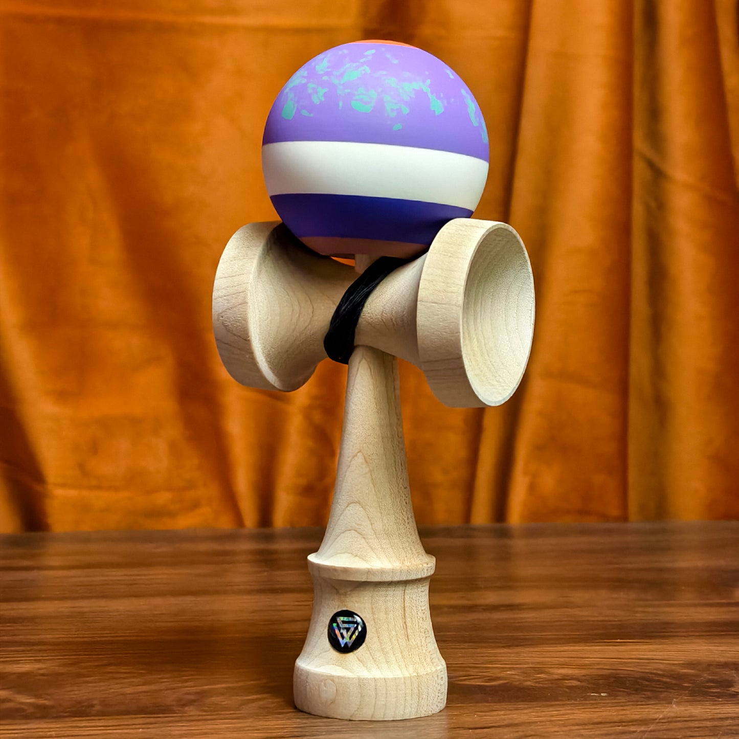 Winner Kendama  Gecko paint  Purple Dreamy Nebula
PLA tama only NEW