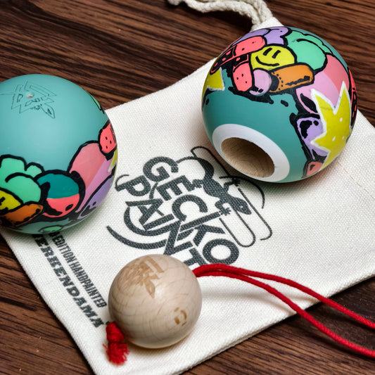 Winner Kendama  Gecko paint  hand-dawn tama only