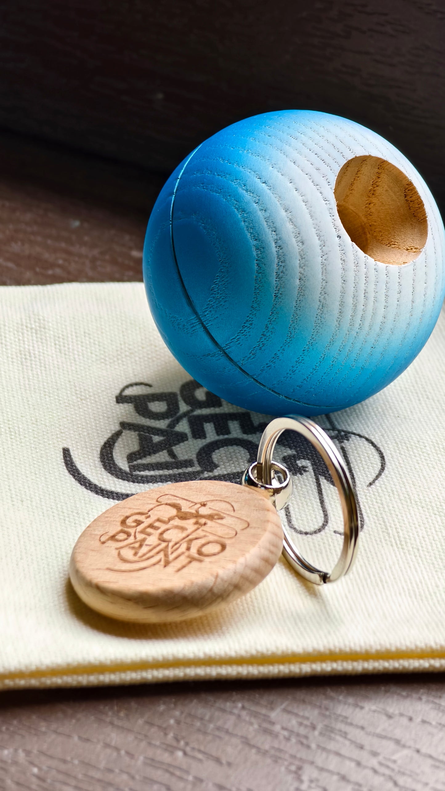 Winner kendama Gecko paint Ice Gloss tama only