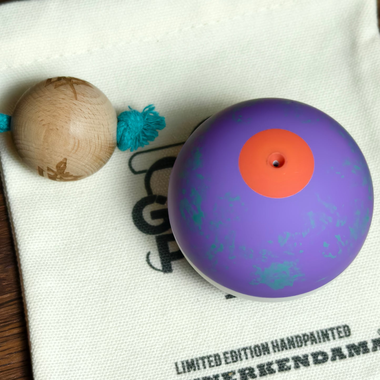 Winner Kendama  Gecko paint  Purple Dreamy Nebula
PLA tama only NEW