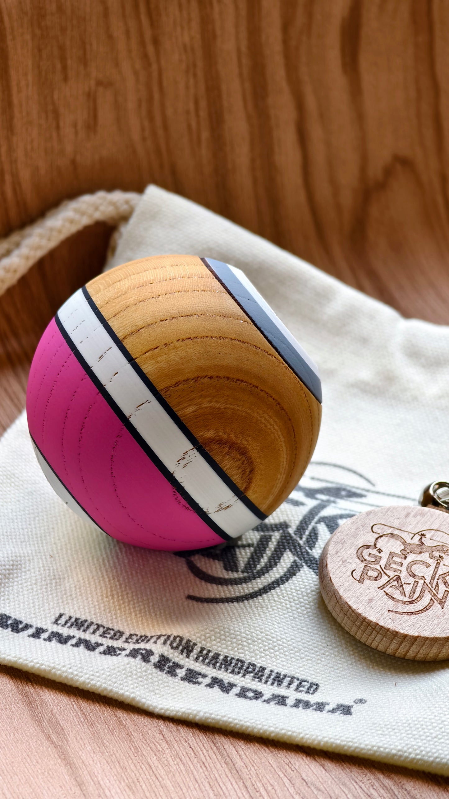 Winner kendama Gecko paint Japan keyaki Sakura Pink tama only