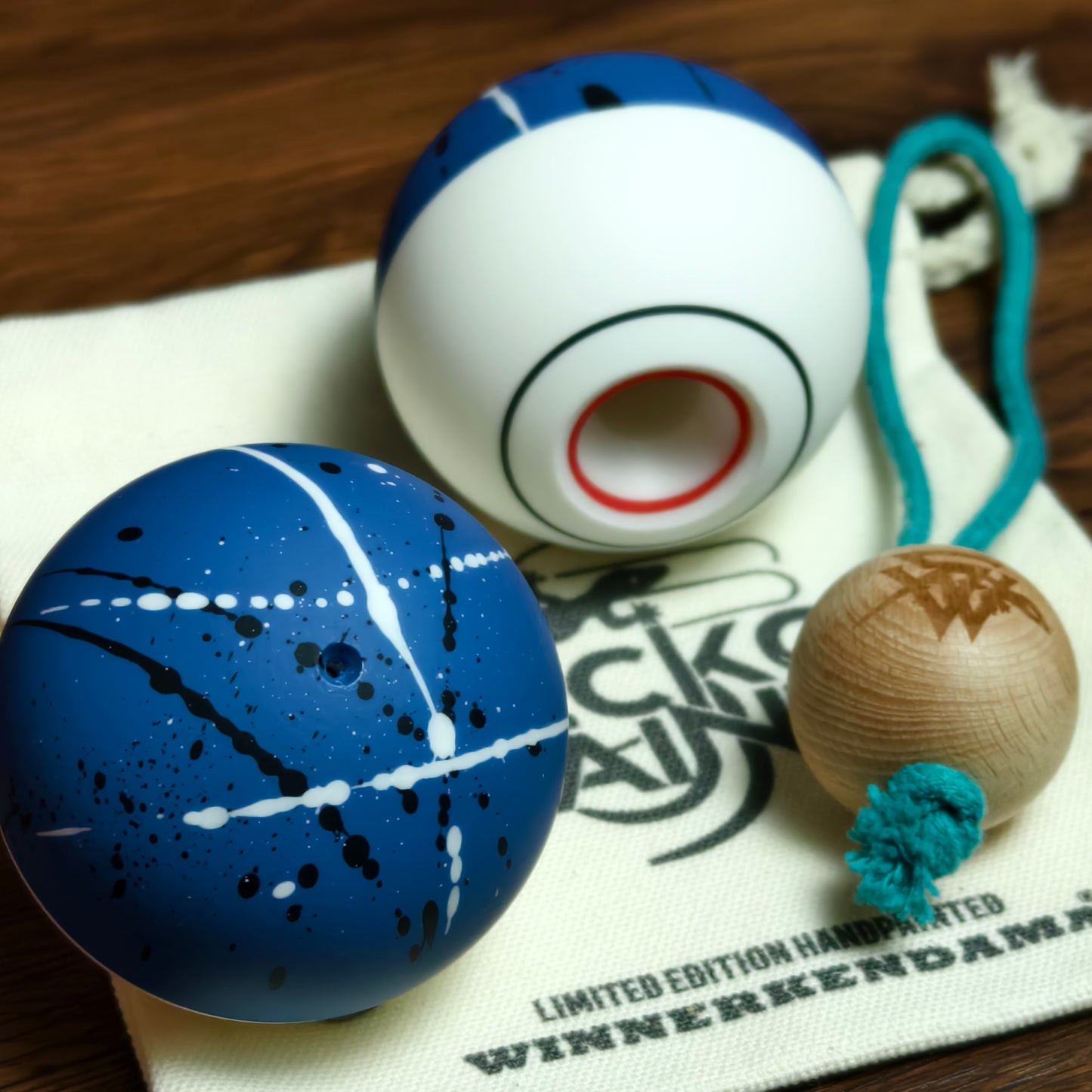 Winner Kendama  Gecko paint Blues Drift PLA tama only NEW