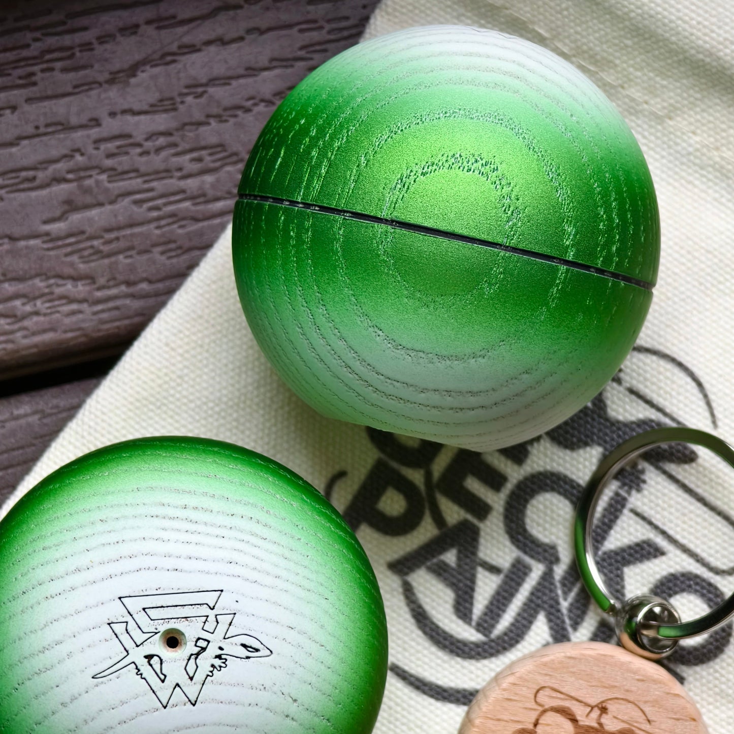 Winner kendama Gecko paint Forest Gloss tama only