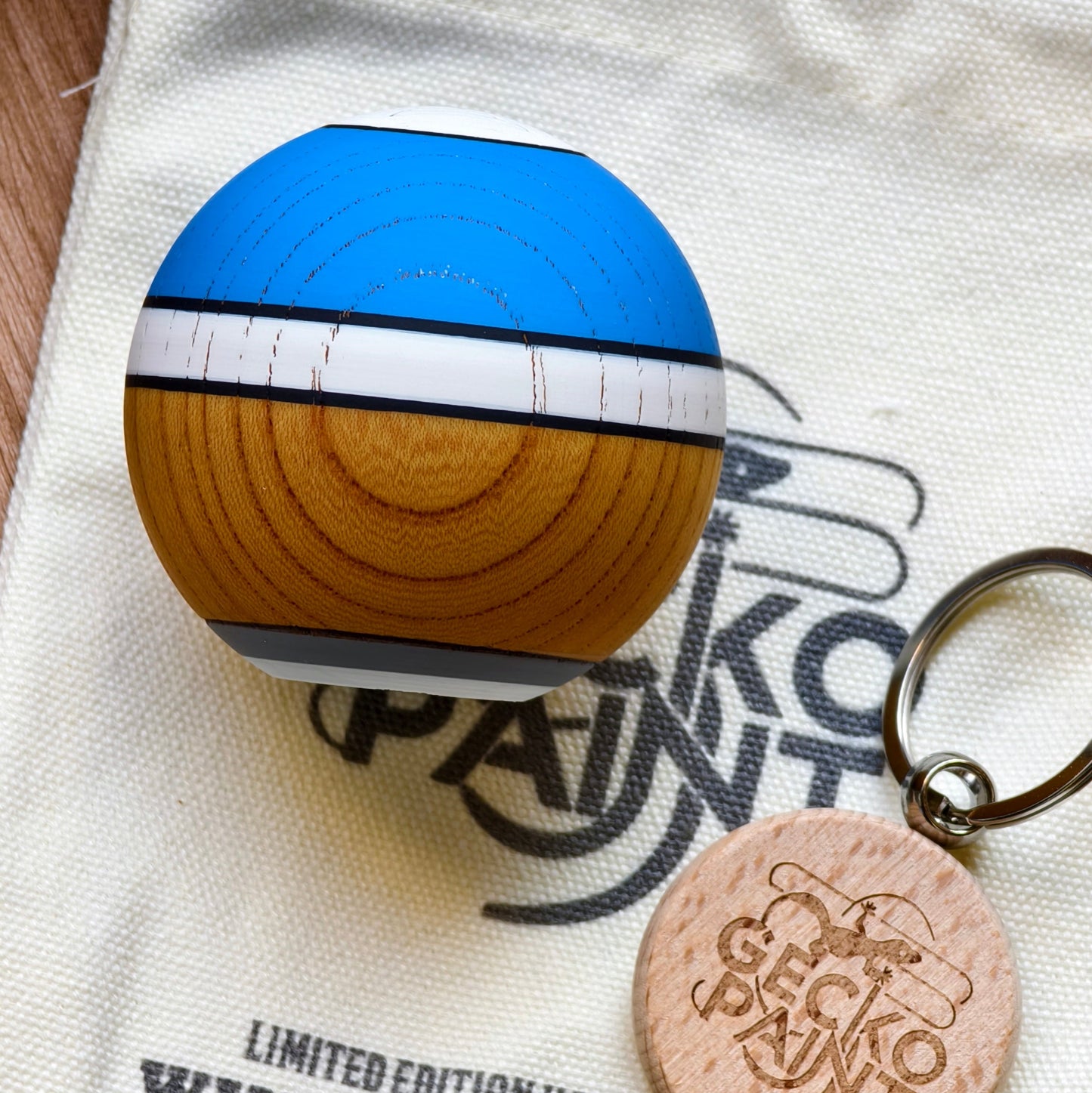 Winner kendama Gecko paint Japan Keyaki Indigo Blue  tama only