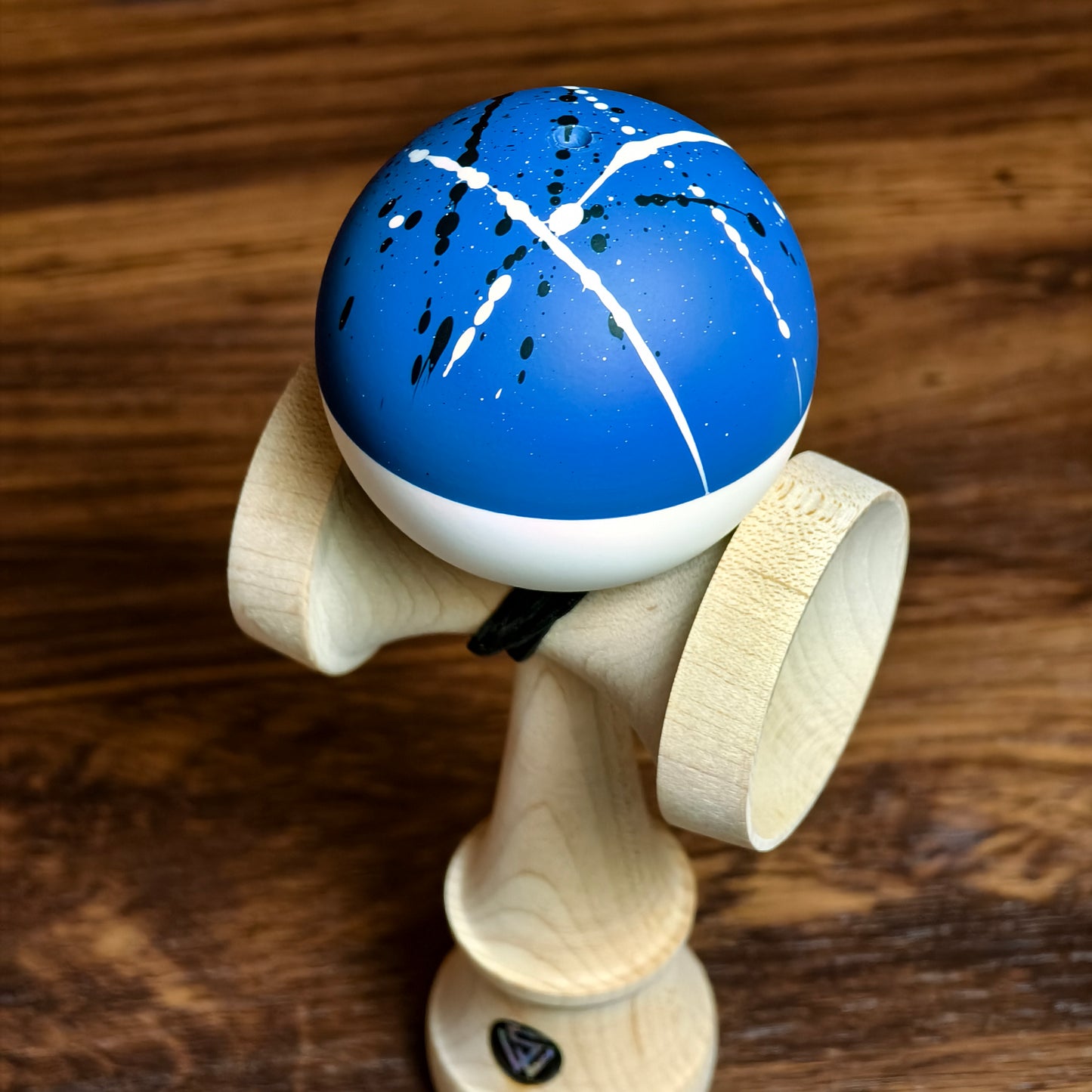 Winner Kendama  Gecko paint Blues Drift PLA tama only NEW