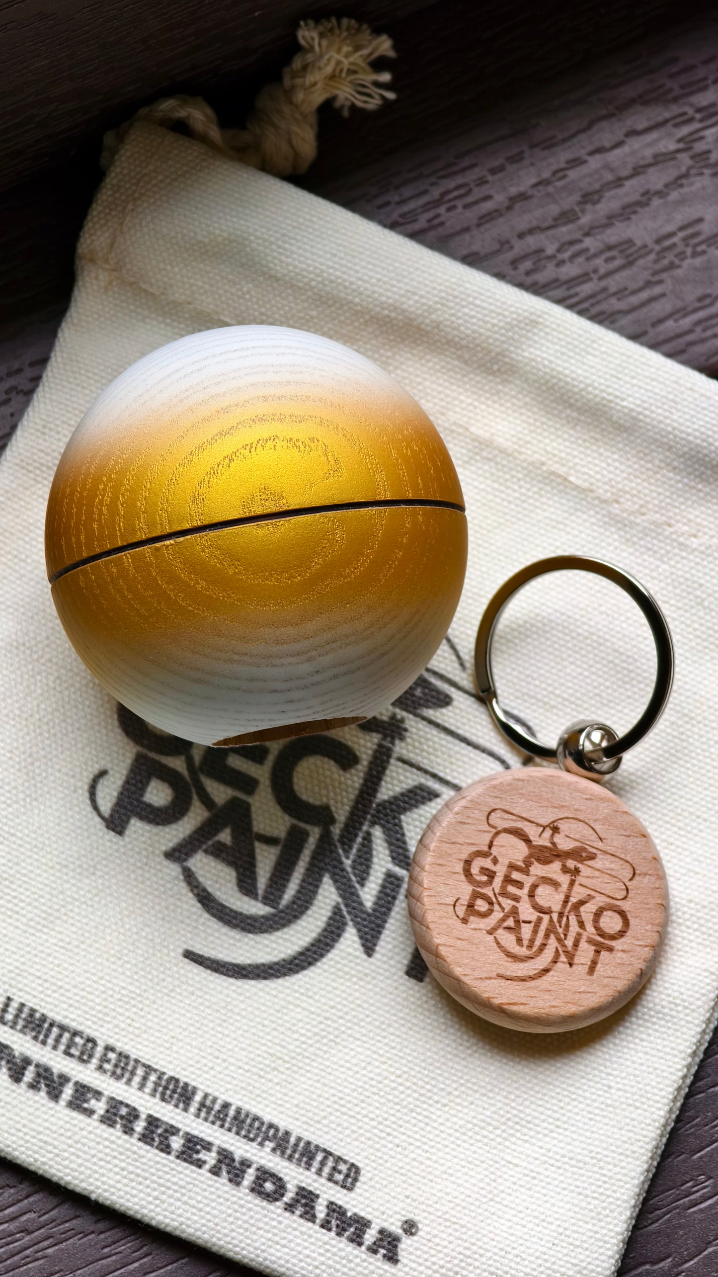 Pre order Winner kendama Gecko paint Gold Gloss tama only
