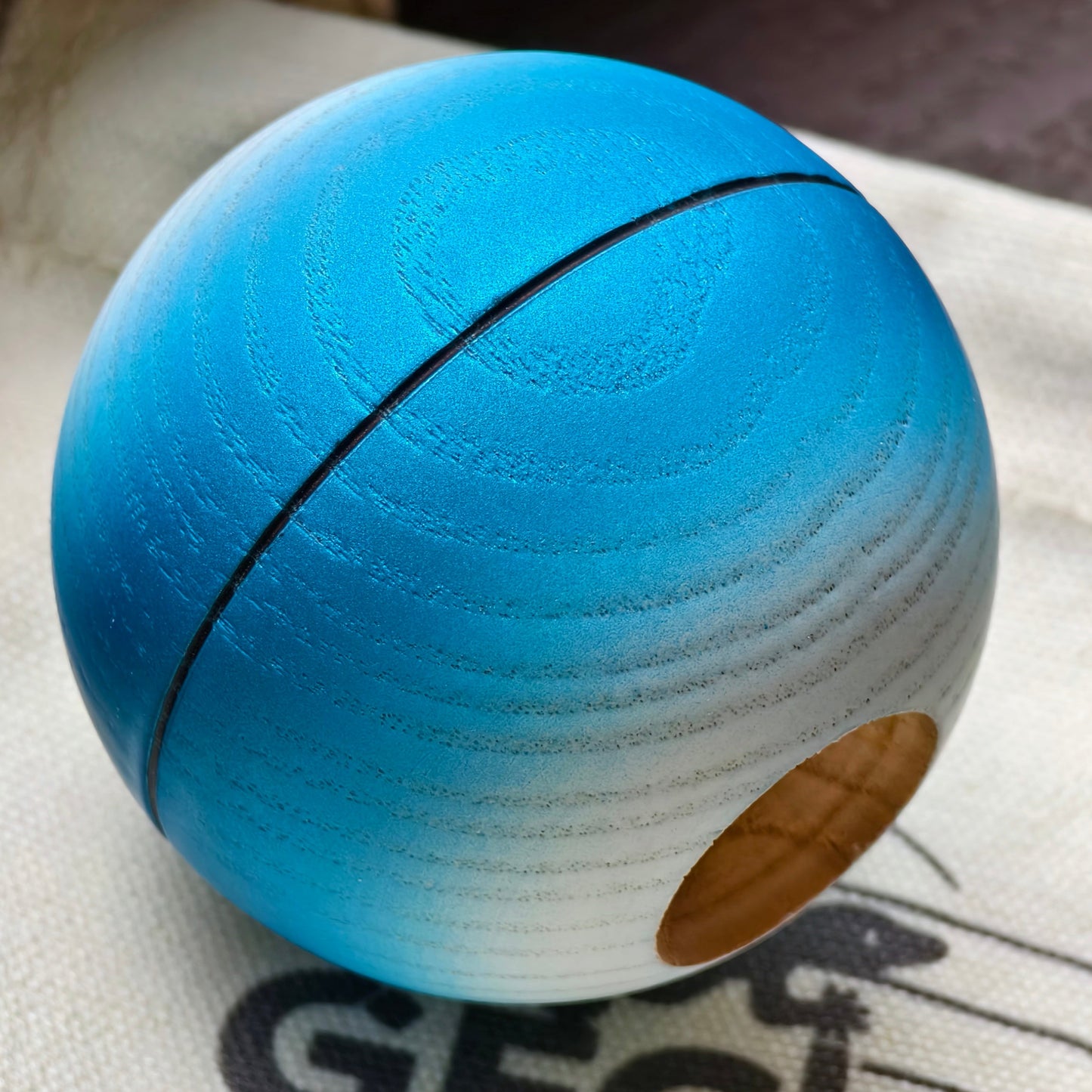 Winner kendama Gecko paint Ice Gloss tama only