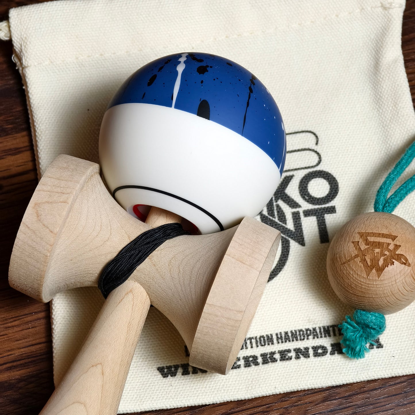 Winner Kendama  Gecko paint Blues Drift PLA tama only NEW
