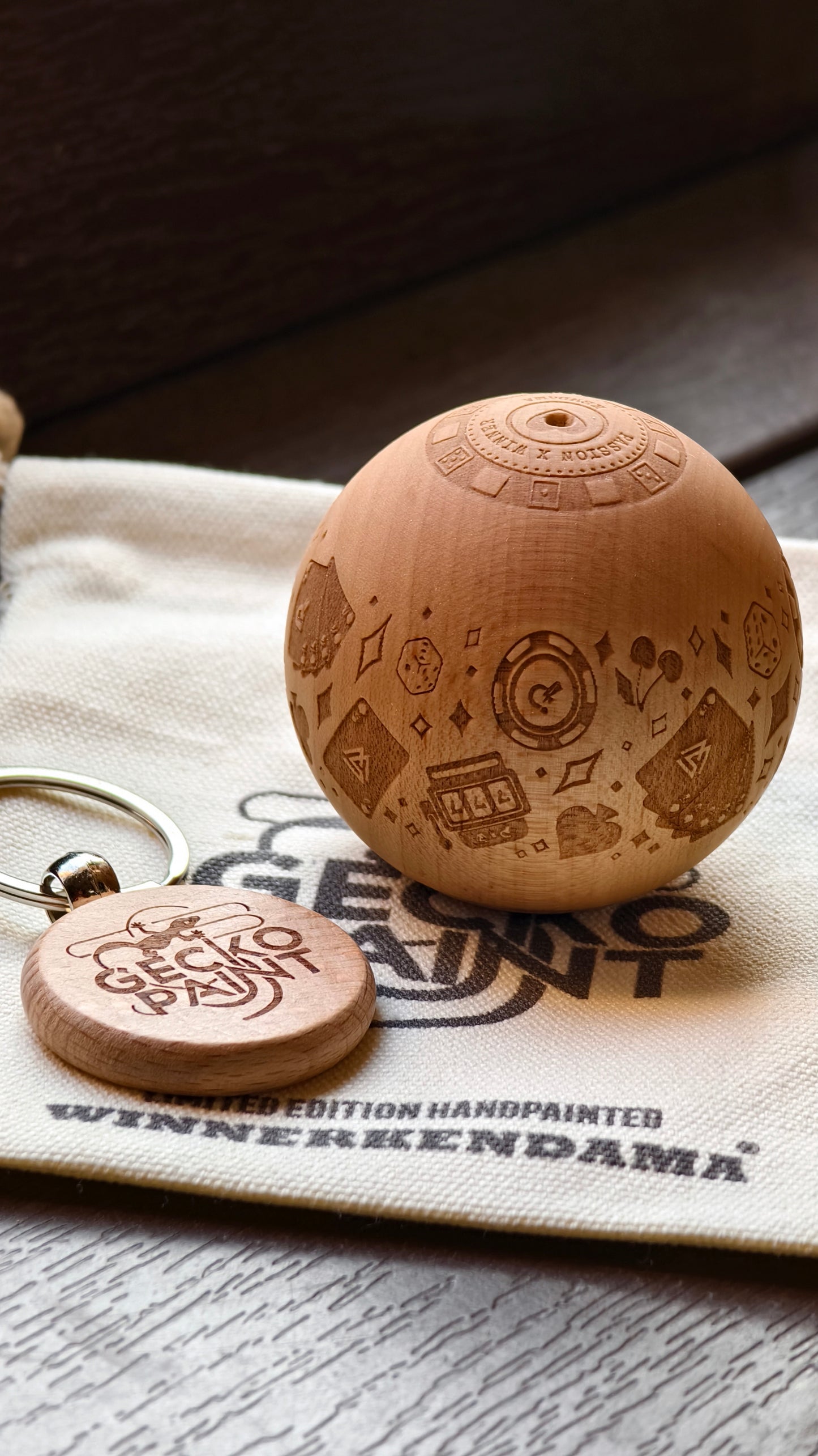 Winner Kendama  Gecko paint Passion x winner tama only NEW