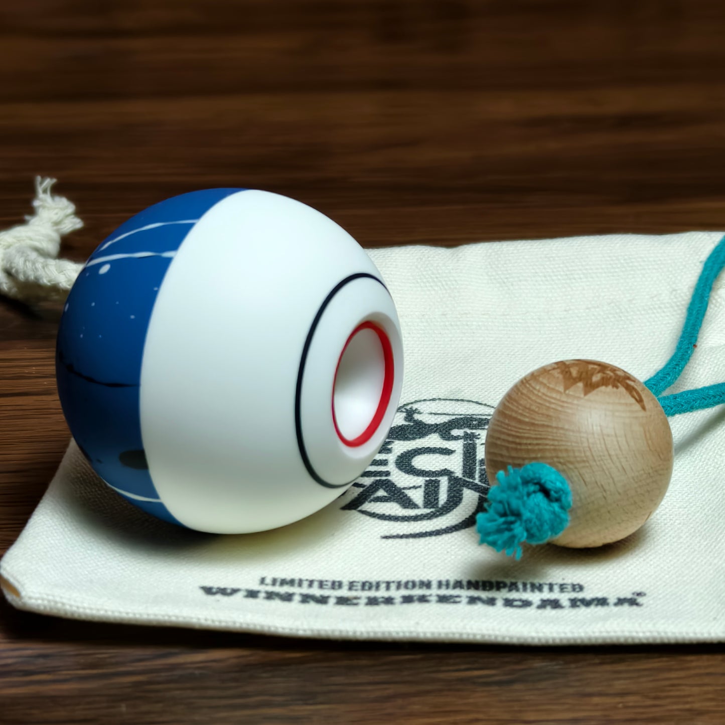 Winner Kendama  Gecko paint Blues Drift PLA tama only NEW