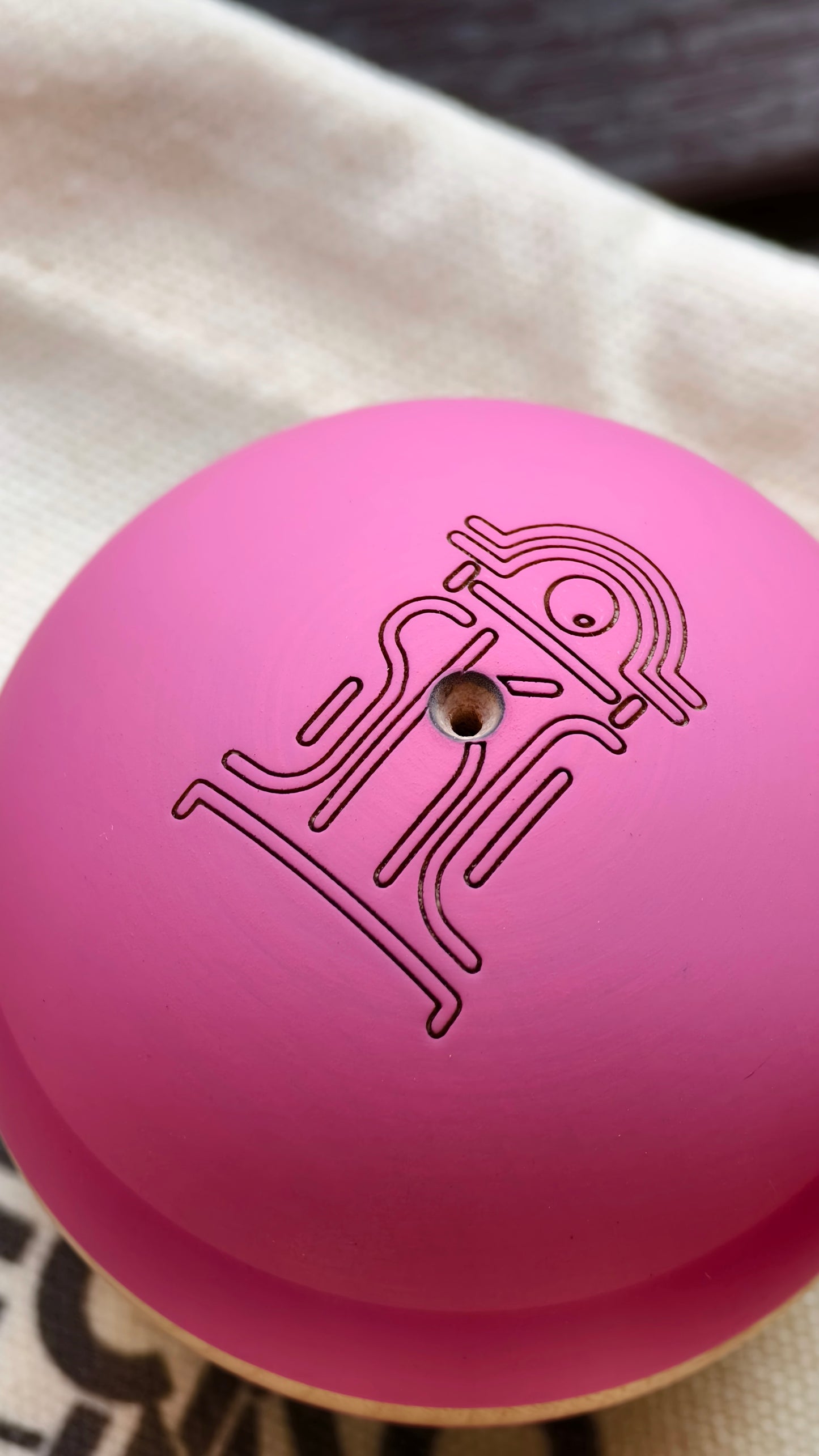 Winner kendama Gecko paint SKC Sakura Wave tama only