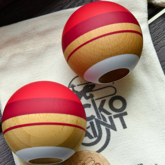 Winner kendama Gecko paint Red Cherry tama only