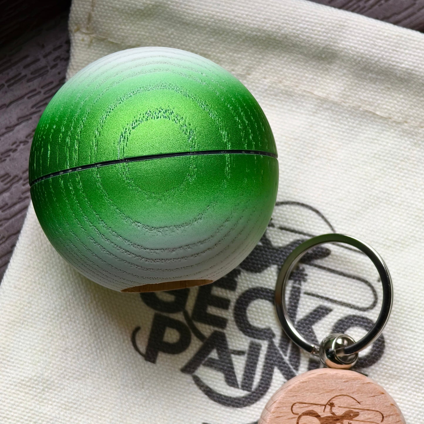 Winner kendama Gecko paint Forest Gloss tama only