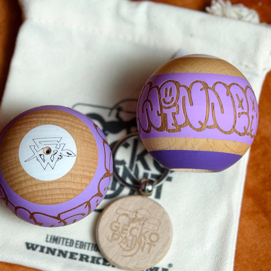 Winner kendama Gecko paint Hollow Purple
tama only